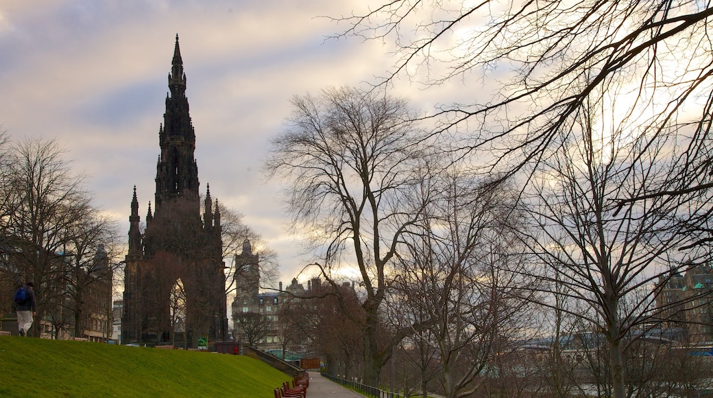 Denkmal für Sir Walter Scott mit einem Geschichtliches und Monument