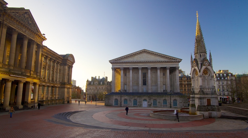 Chamberlain Square showing heritage architecture, a square or plaza and a city