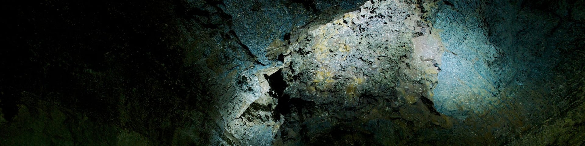 Manjanggul Lava-tube Cave showing interior views, caving and caves