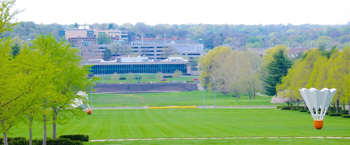 納爾遜藝術博物館 设有 花園