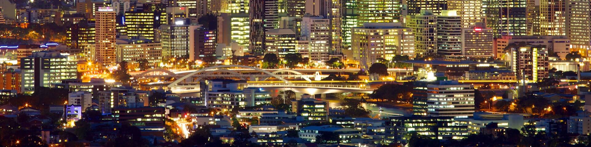 Mt. Coot-Tha showing skyline, night scenes and central business district