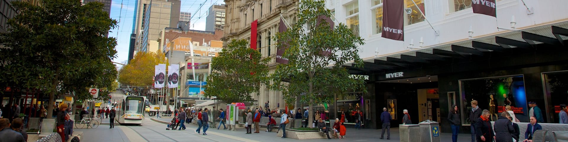 Bourke Street Mall showing a city, shopping and street scenes