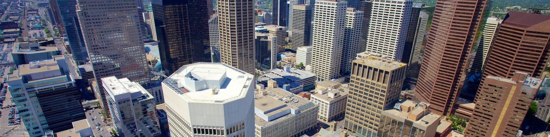 Calgary Tower showing a high rise building, a city and skyline