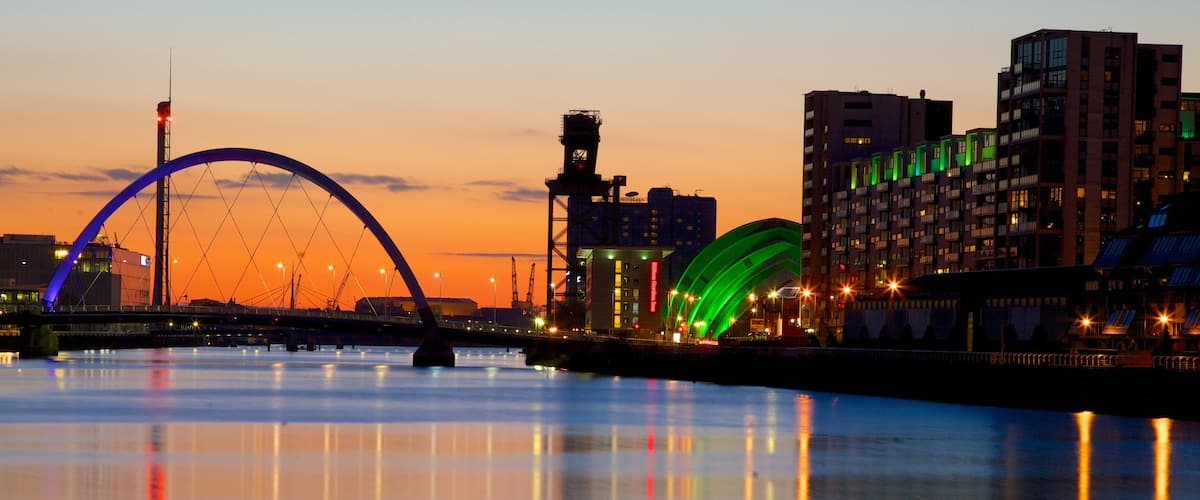 Greater Glasgow cho thấy cầu, hoàng hôn và kiến trúc hiện đại