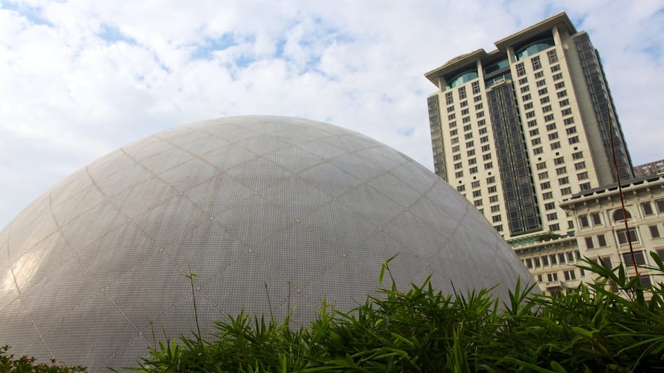 Tsim Sha Tsui toont moderne architectuur