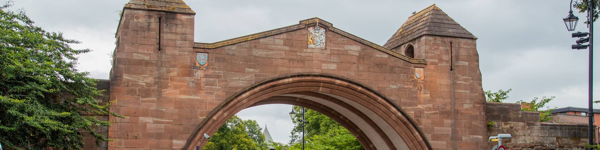 Newgate showing heritage elements