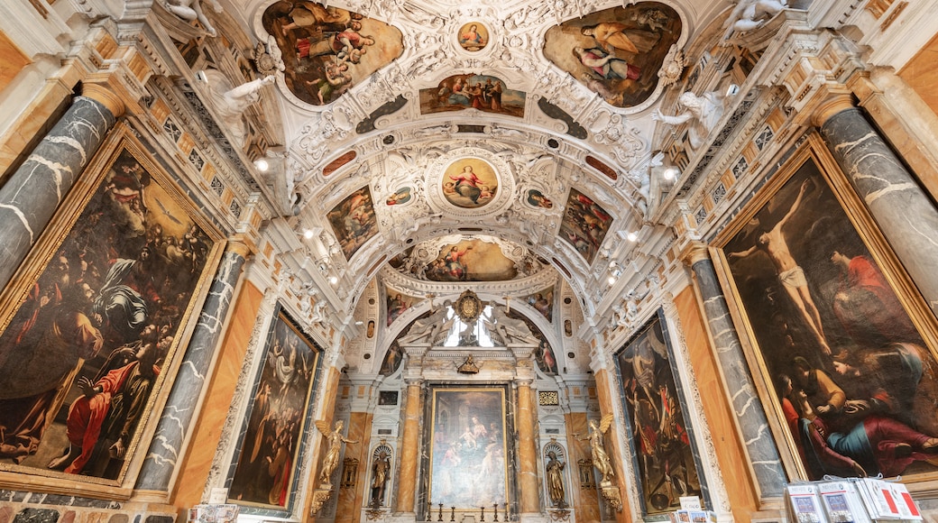 Museo dell\'Opera del Duomo featuring art, interior views and heritage elements