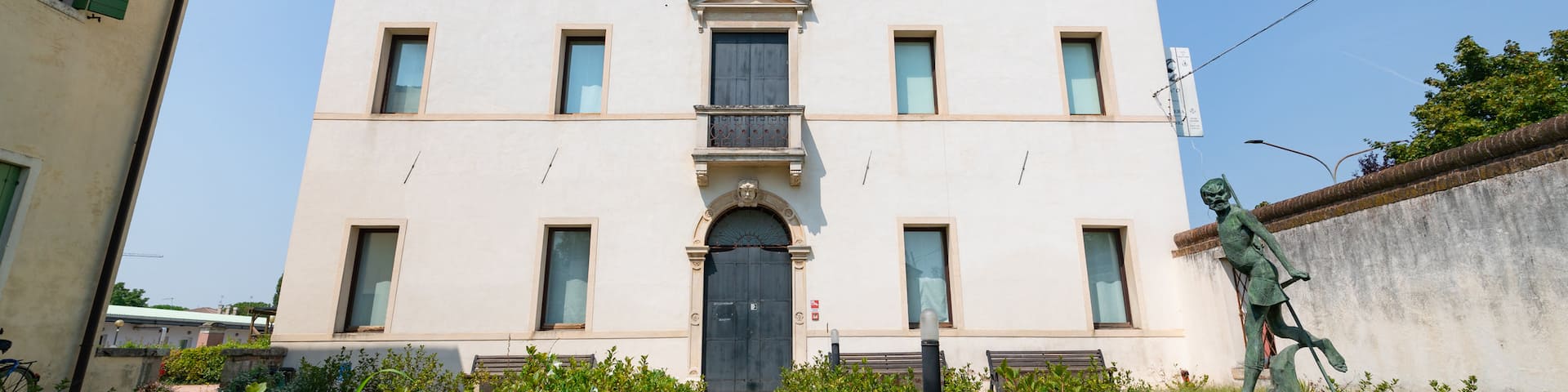 Amleto and Donato Sartori International Mask Museum