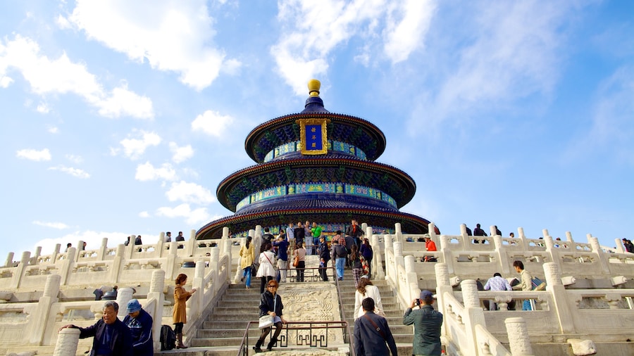 Temple of Heaven which includes a temple or place of worship, religious elements and a city