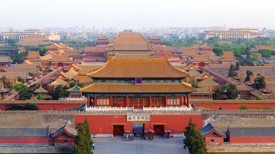 Jingshan Park featuring skyline and a city