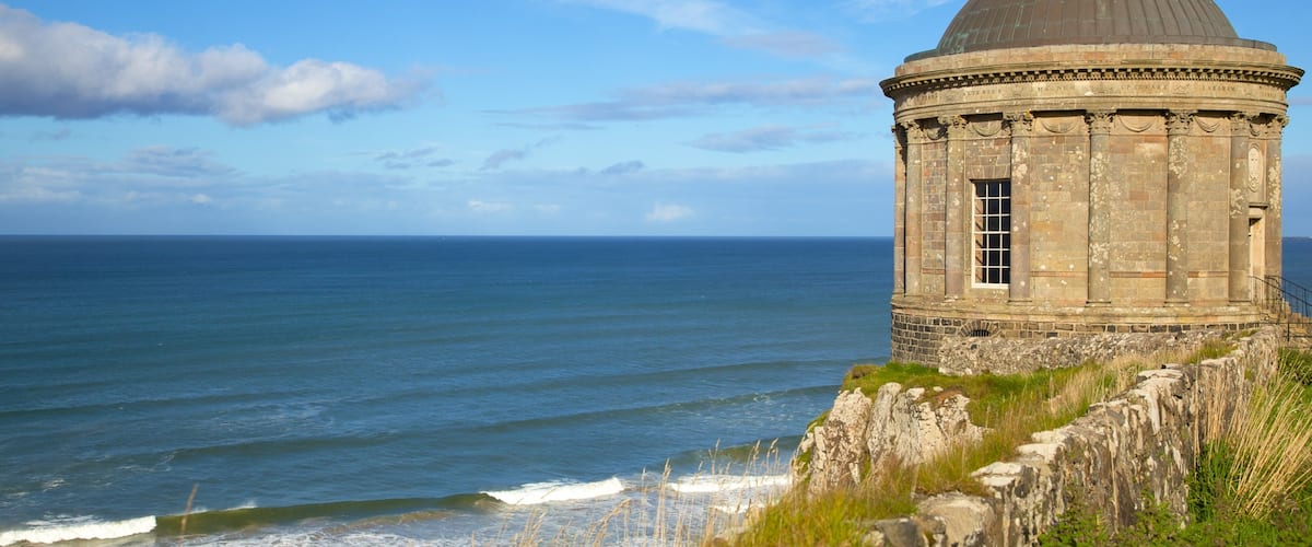 Templo Mussenden mostrando vistas generales de la costa