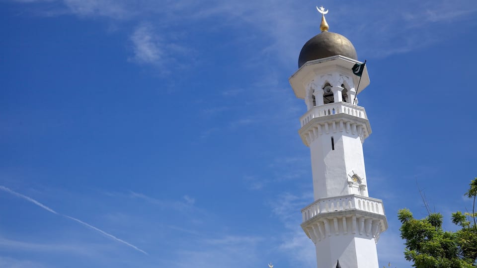 Masjid Kapitan Keling bevat een moskee