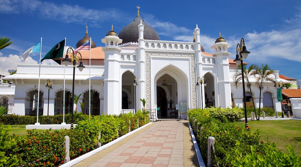 Kapitan Keling Mosque showing a mosque, religious aspects and heritage architecture