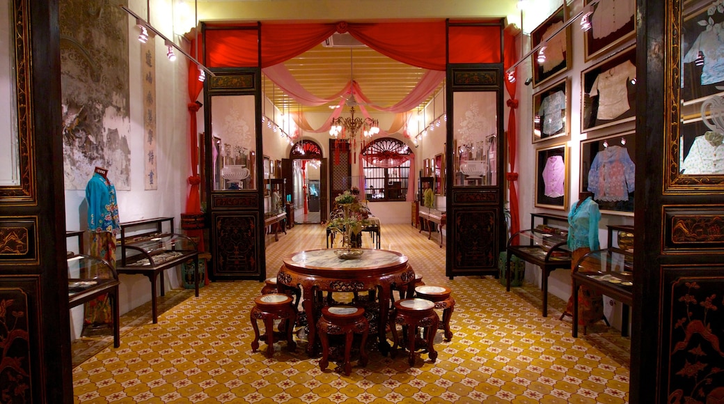 Pinang Peranakan Mansion showing interior views