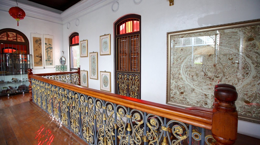 Pinang Peranakan Mansion which includes interior views