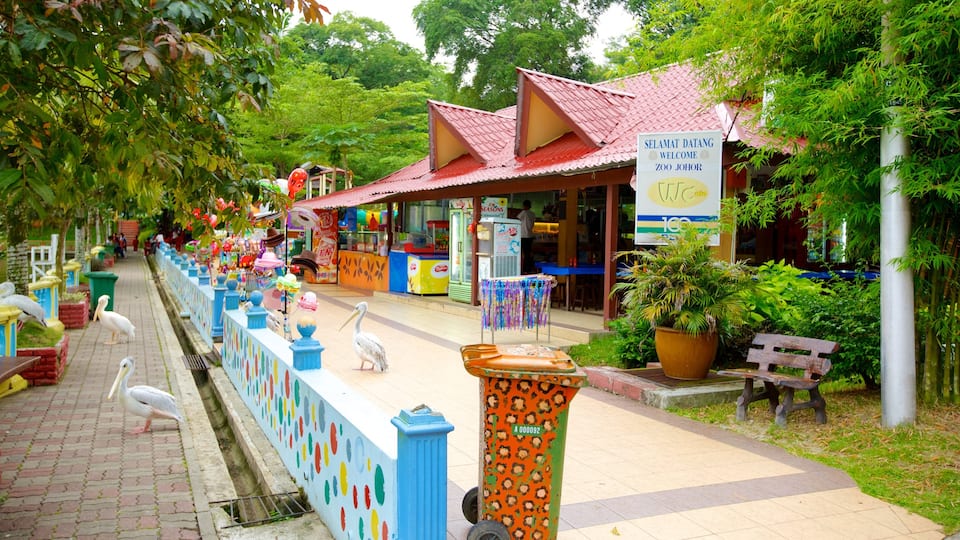 Johor Bahru ofreciendo vida de las aves y animales del zoológico