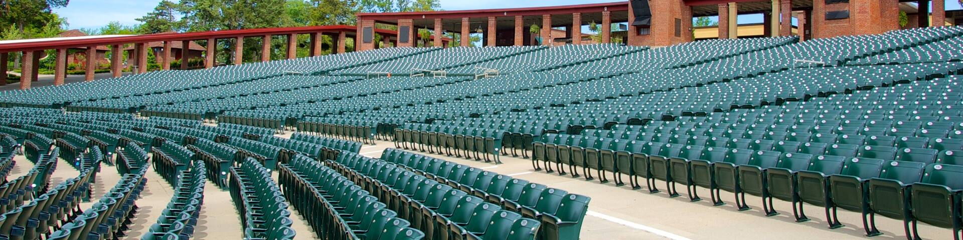 Starlight Theatre featuring theatre scenes