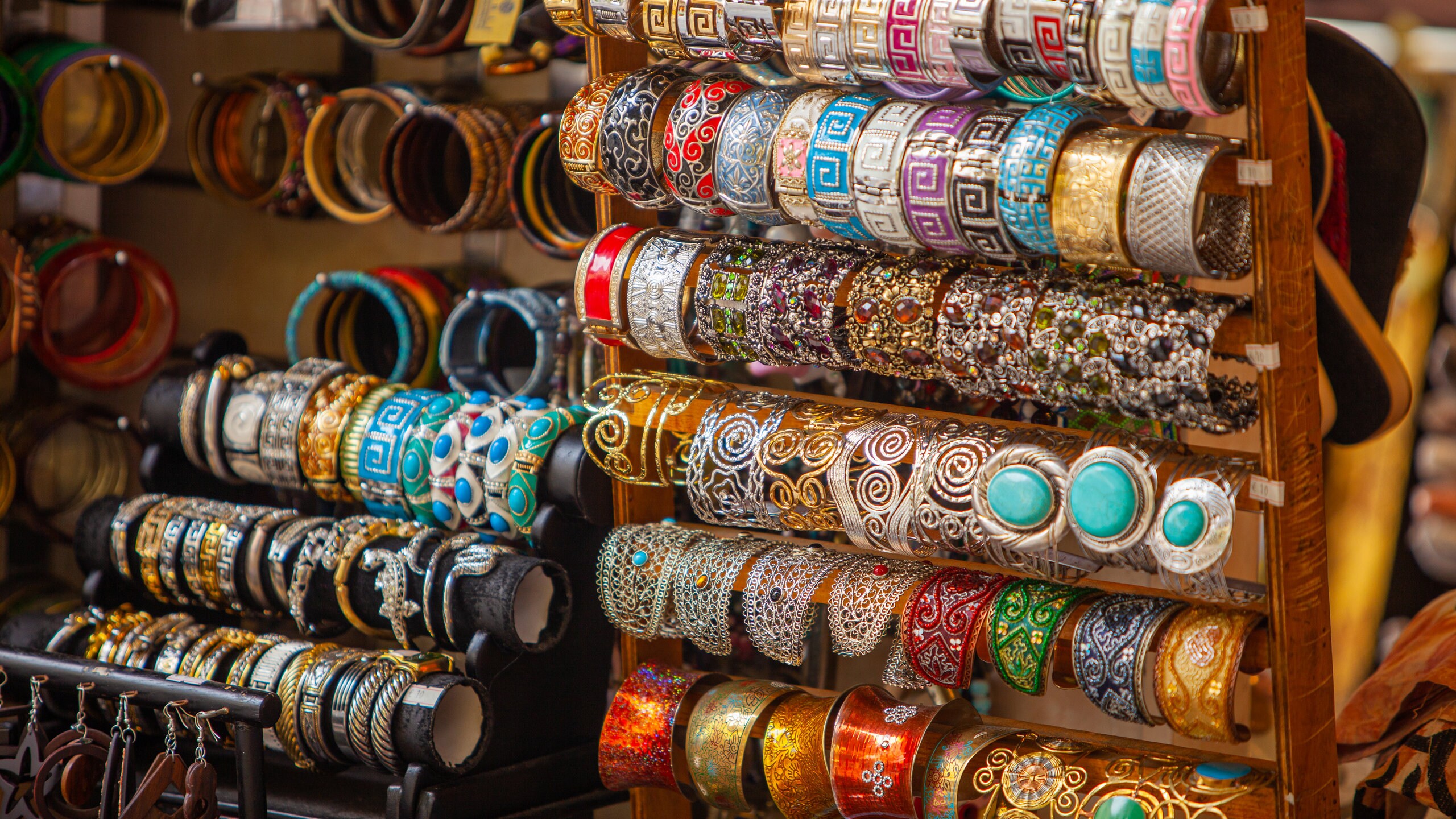 モナスティラキ フリー マーケット アテネ エクスペディア