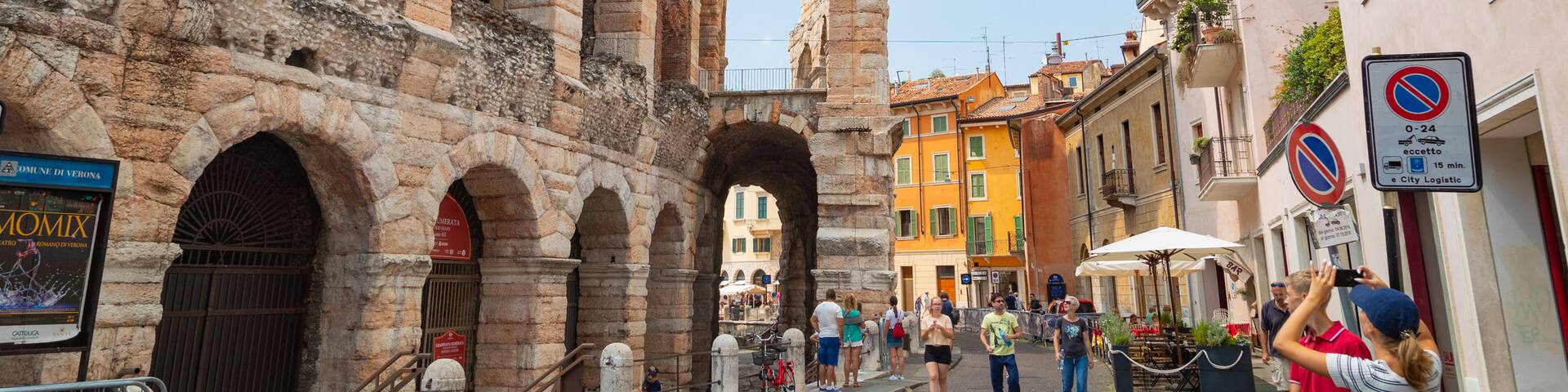 Roman Theater which includes street scenes and heritage elements
