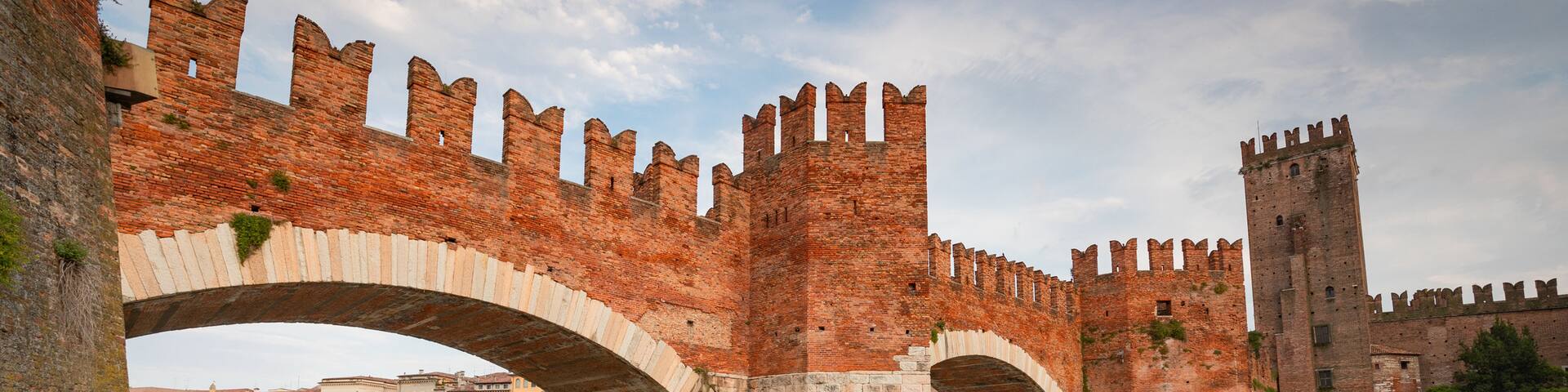 Ponte Scaligero featuring a bridge, a river or creek and heritage elements