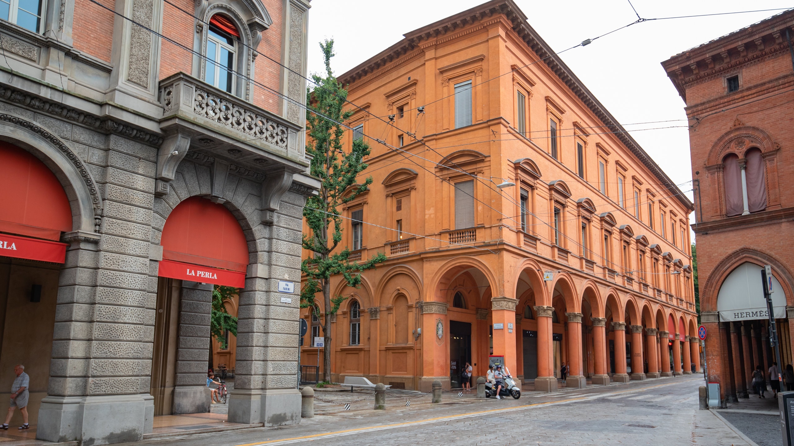 Via Indipendenza Tours - Book Now | Expedia, image size:2560x1440