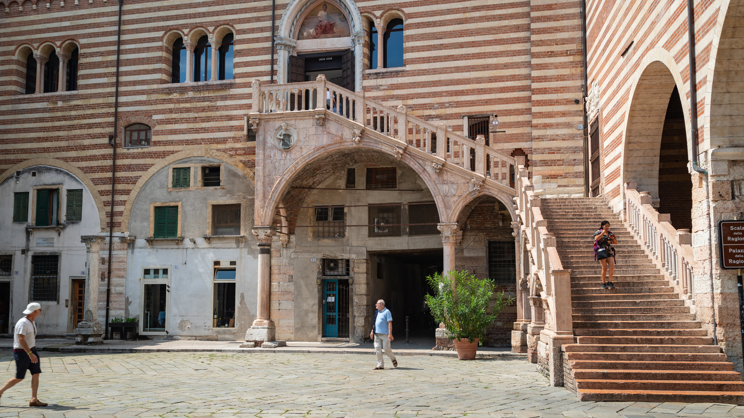 Visit Citta Antica: 2024 Citta Antica, Verona Travel Guide