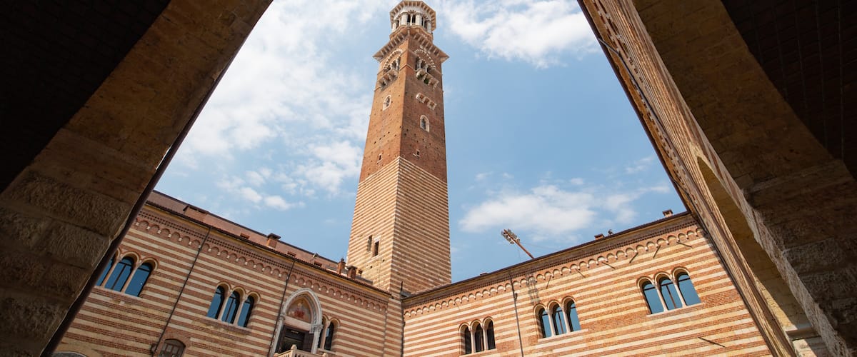 Citta Antica which includes heritage architecture
