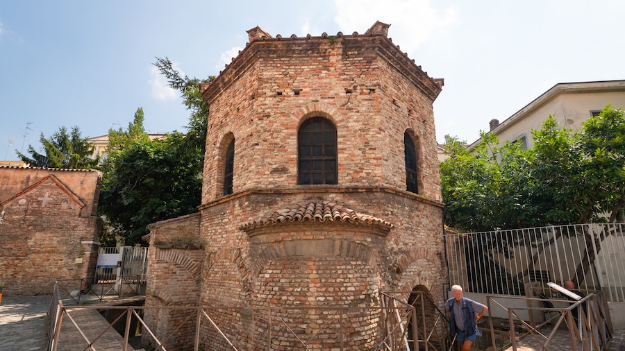 Arian Baptistry
