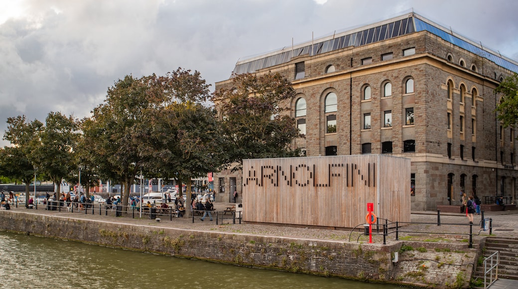 Arnolfini Gallery