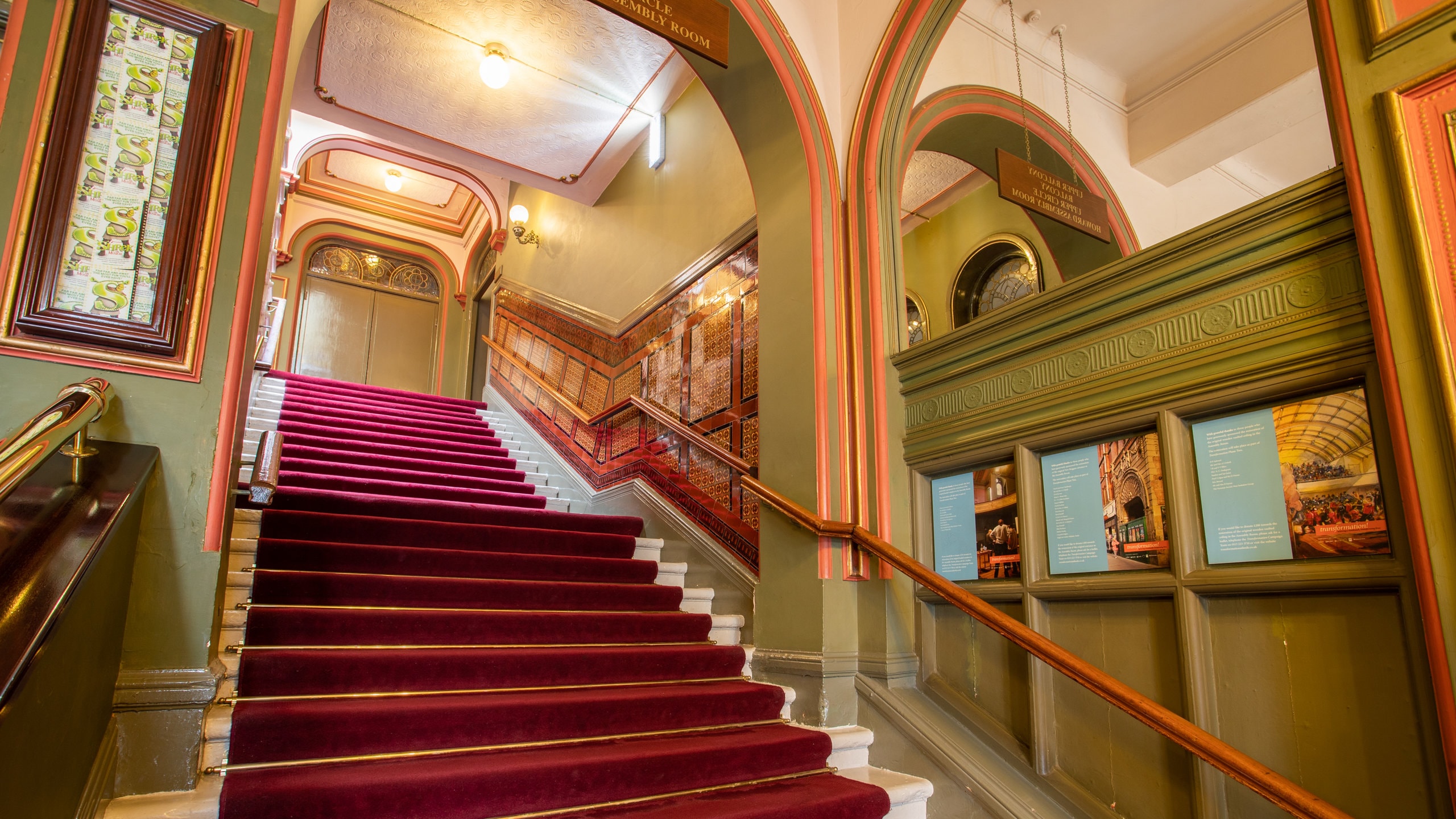 Leeds Grand Theatre in Leeds City Center Expedia.co.uk