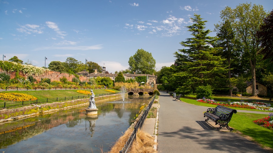 Canal Gardens