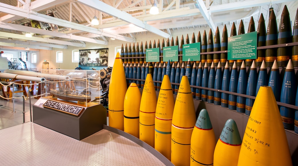 Musée militaire Explosion! Museum of Naval Firepower