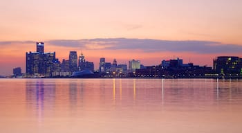 United States of America featuring a bay or harbor, landscape views and a city