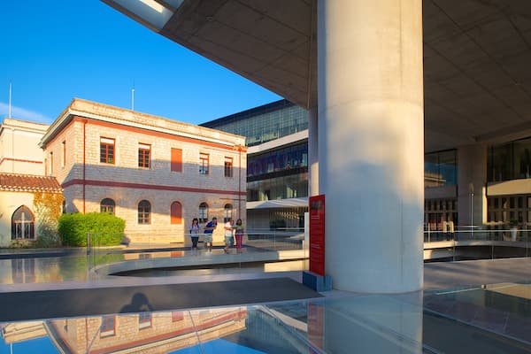 Nya akrokolismuseet som inkluderar en stad
