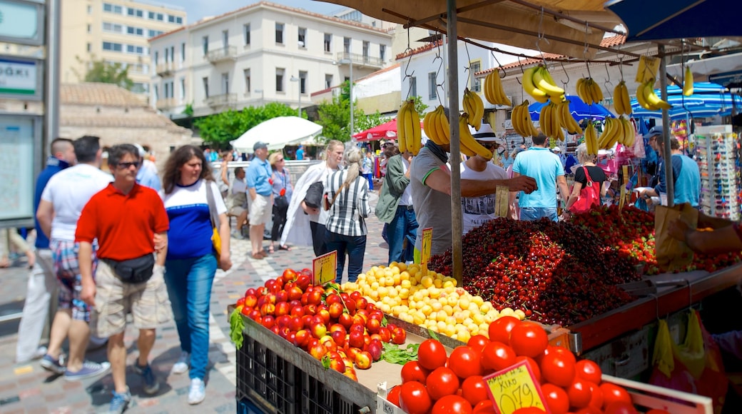 Mercadillo de Monastiraki mostrando escenas urbanas, mercados y comida