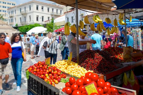 Monastiraki loppmarknad presenterar mat, marknader och gatuliv