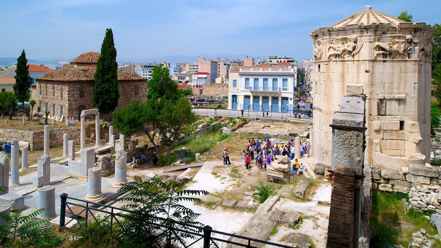 Athene toont een stad en historisch erfgoed en ook een grote groep mensen