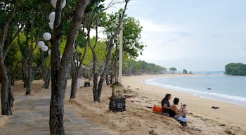 Strand von Nusa Dua das einen Sandstrand