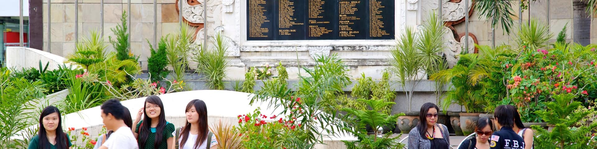 Bali Blast Monument featuring a monument as well as a large group of people