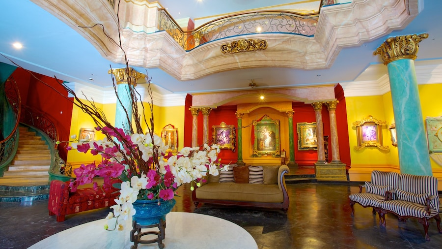 Don Antonio Blanco Museum featuring art and interior views