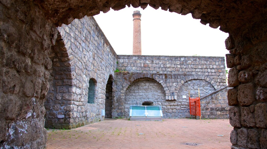 Sorrento Coast featuring heritage elements and heritage architecture