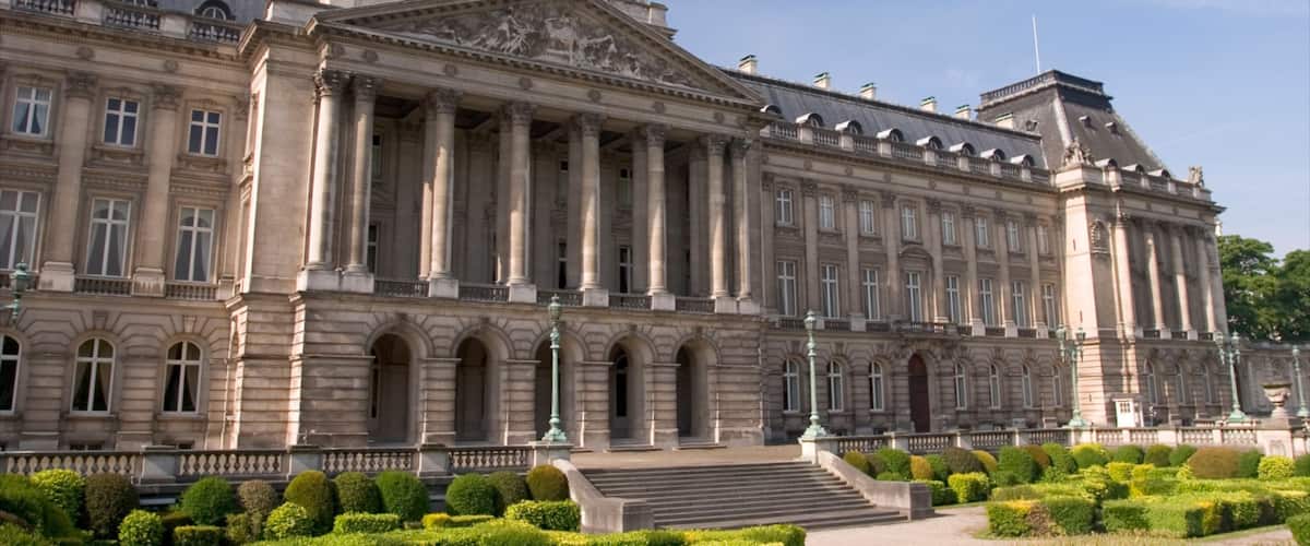 Palais royal de Bruxelles mettant en vedette chĂąteau et patrimoine architectural