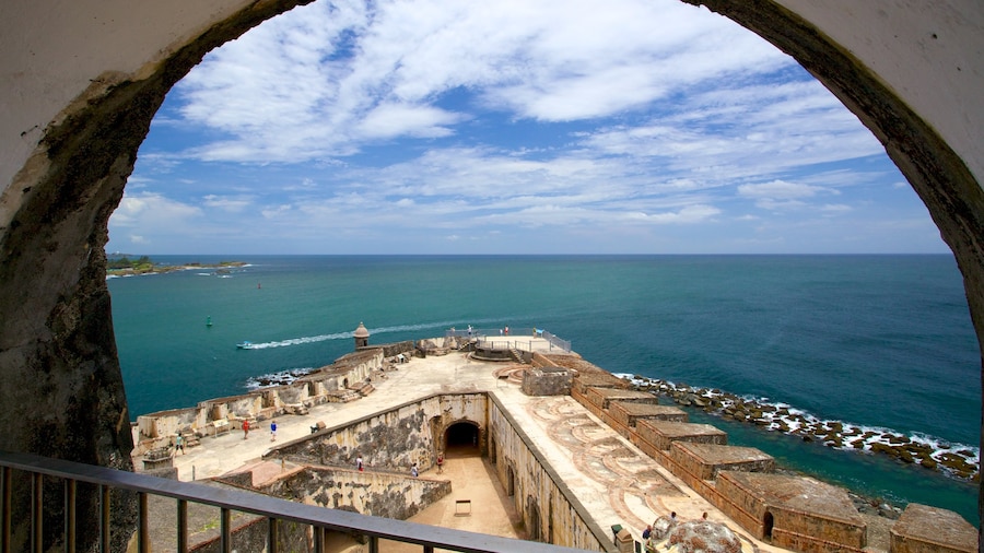 Kasteel San Felipe del Morro inclusief algemene kustgezichten en historisch erfgoed