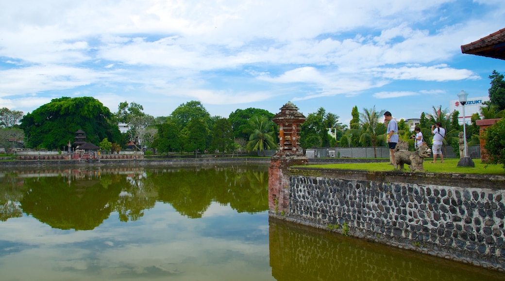 Mayura Temple and Park