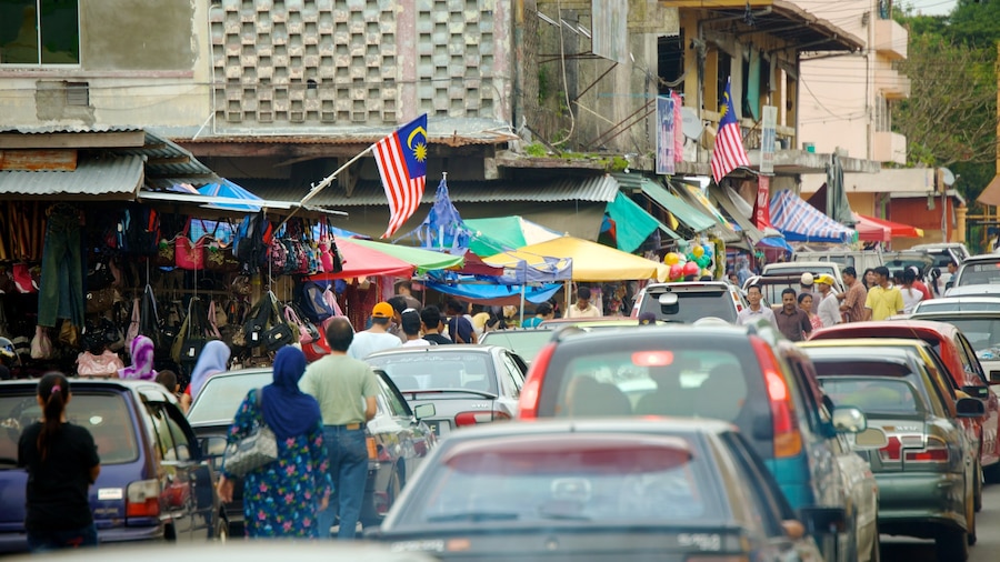 Tun Sakaran Marine Park which includes a city and street scenes