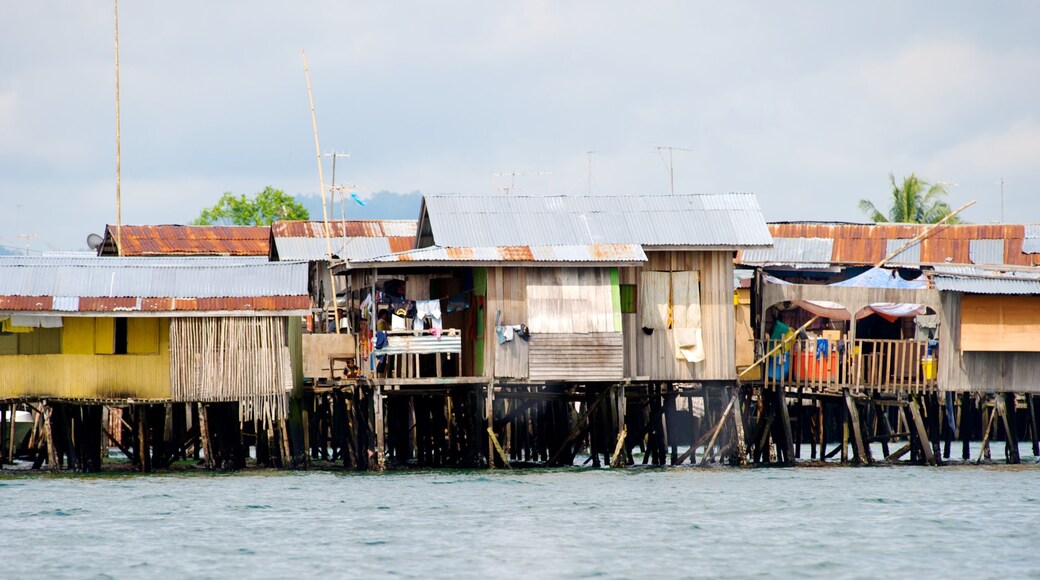 Tun Sakaran Marine Park featuring a coastal town