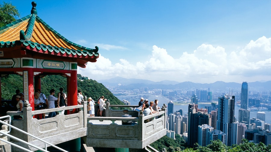 Victoria Peak Tower showing heritage architecture, views and a city