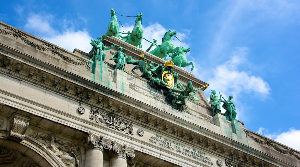 Jubelpark welches beinhaltet Statue oder Skulptur, historische Architektur und Kunst