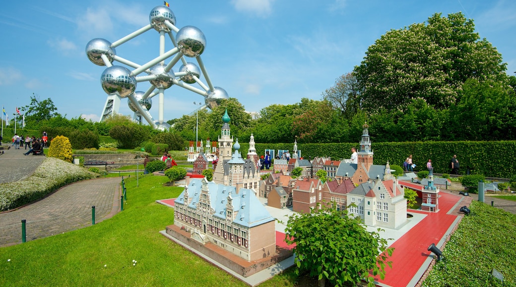 Mini-Europe bevat een park, kunst in de open lucht en attracties