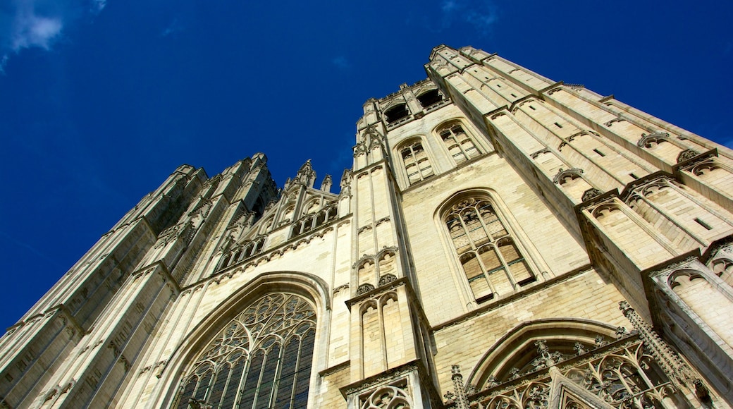 Cathedral of St. Michael which includes religious aspects, heritage architecture and a church or cathedral